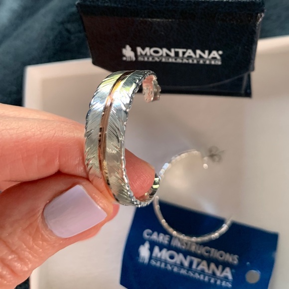 Goddess FEATHERS Hoop earrings NEW, gorgeous ✨ - Picture 8 of 8